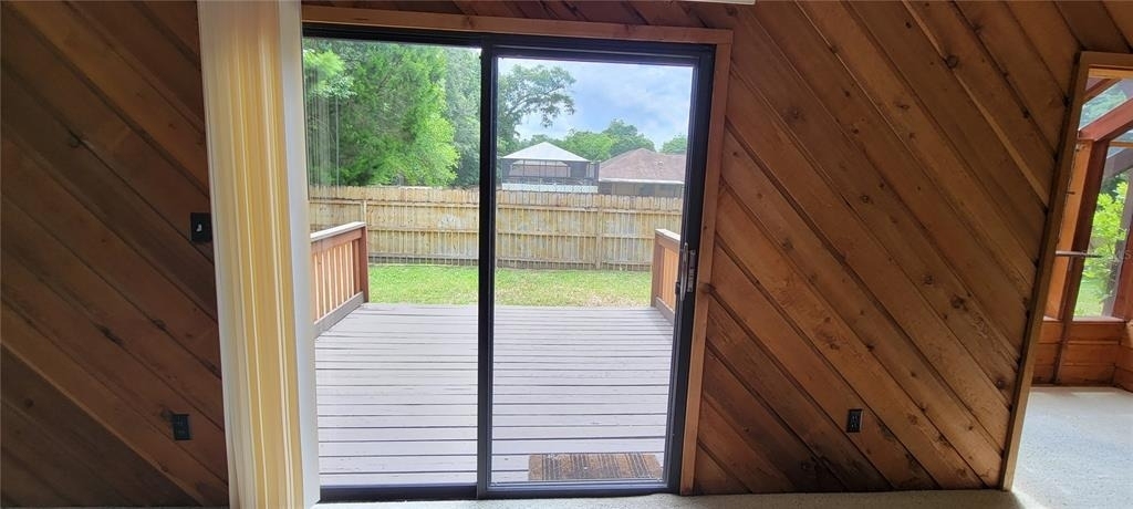 1631 Nw 94th Street - Photo 9