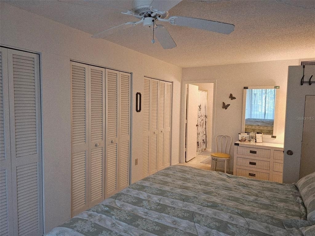 586 Lakeside Drive - Photo 11