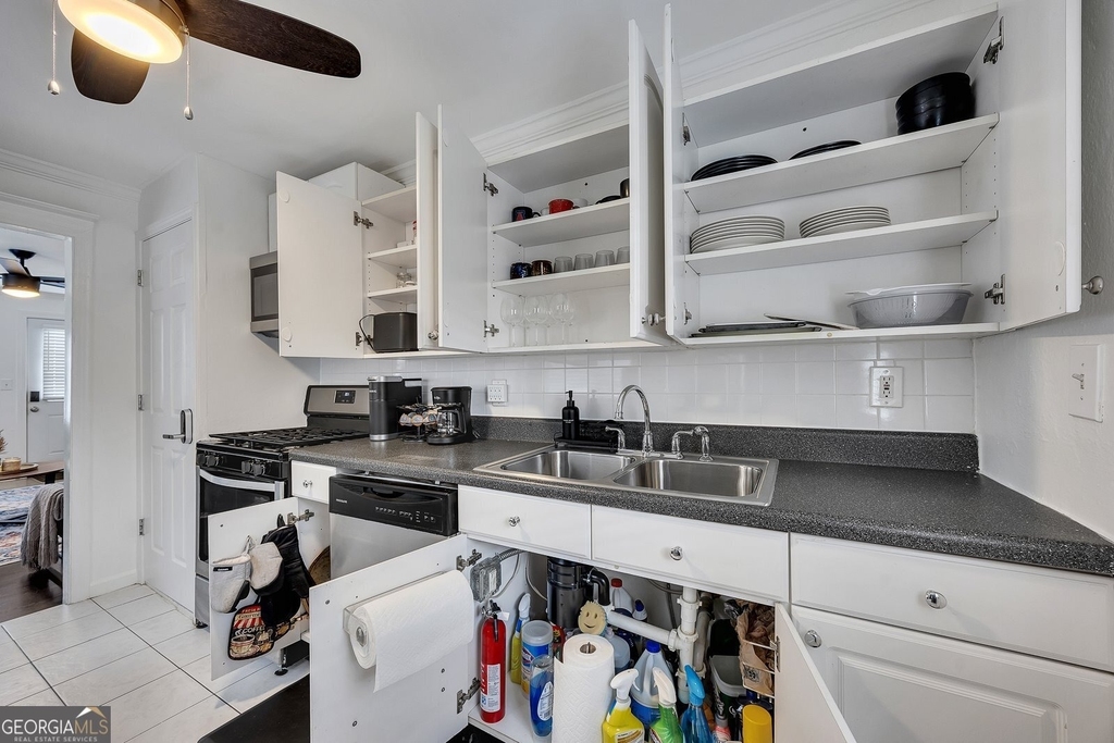 1040 Herndon Street Nw - Photo 11