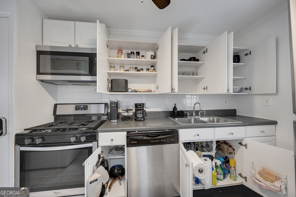 1040 Herndon Street Nw - Photo 10