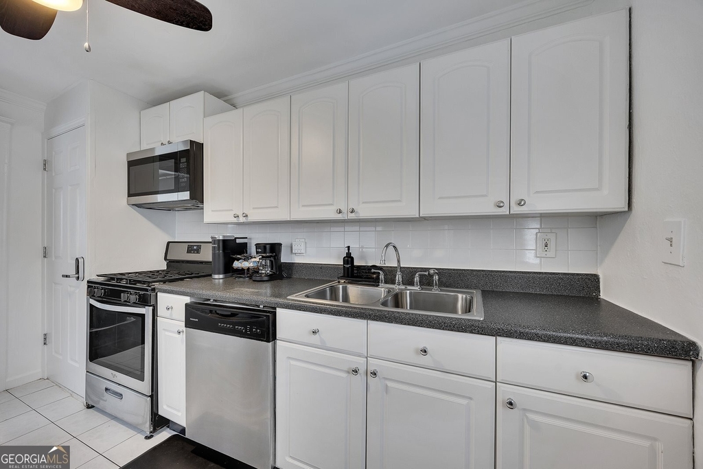 1040 Herndon Street Nw - Photo 12