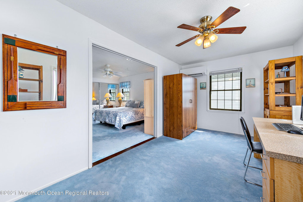 31 Peggy Lane - Photo 22