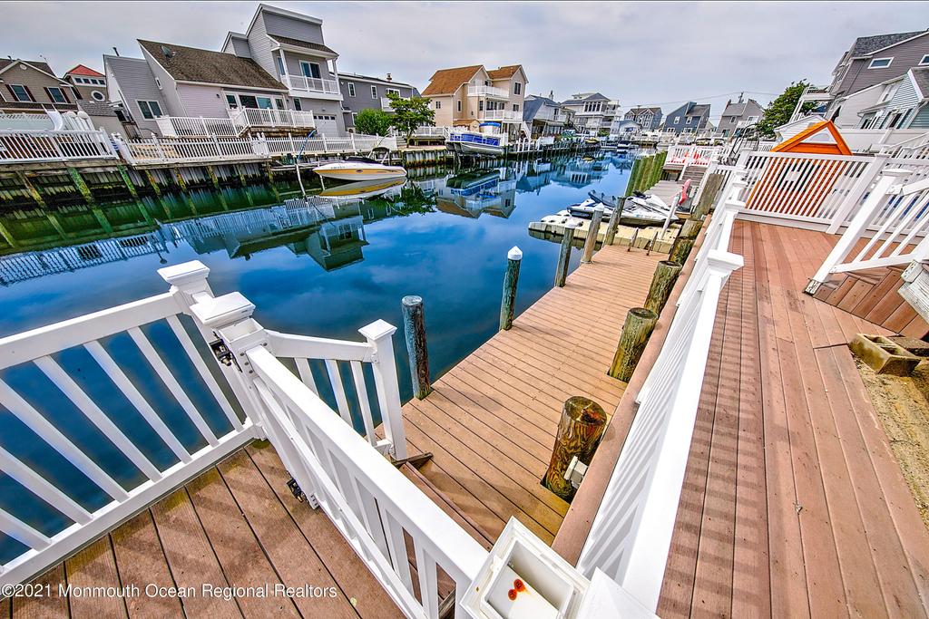 31 Peggy Lane - Photo 28