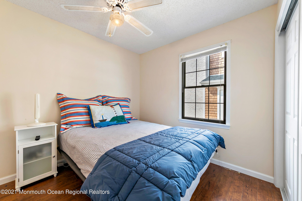 31 Peggy Lane - Photo 15