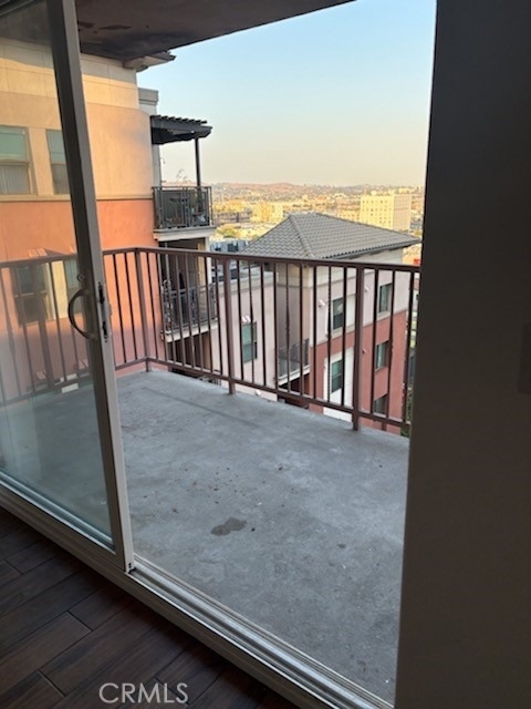 700 N Hill Place - Photo 6