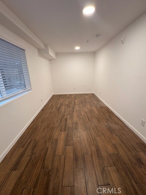 700 N Hill Place - Photo 9