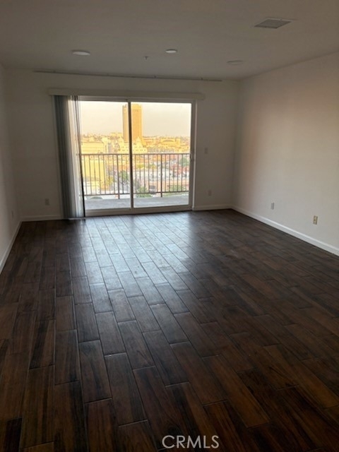 700 N Hill Place - Photo 5