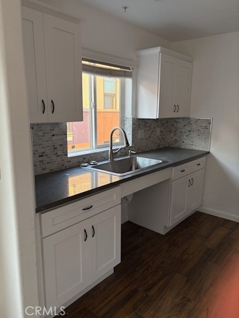 700 N Hill Place - Photo 2