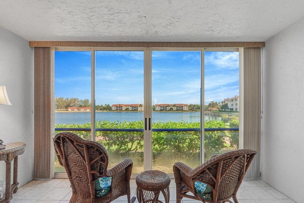 4444 Ne Ocean Boulevard - Photo 1