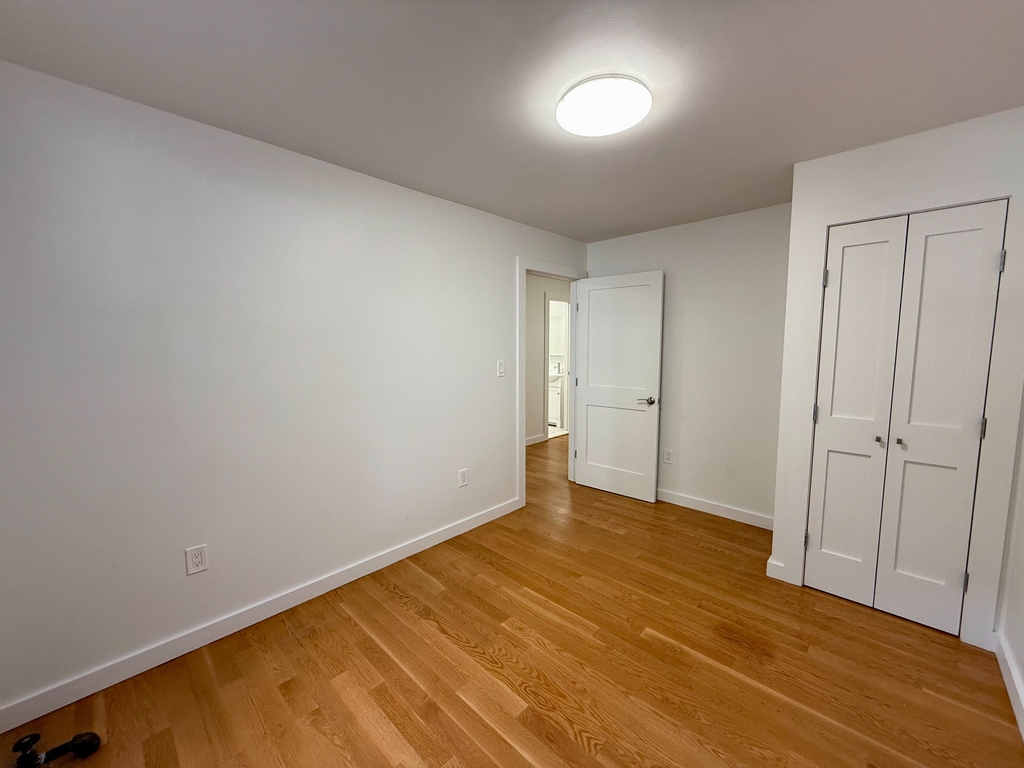 352 Greene Avenue - Photo 9