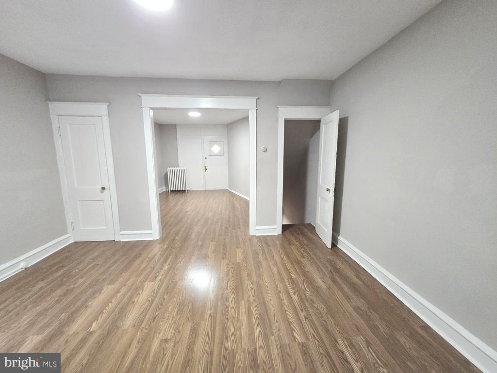 259 W Ruscomb Street - Photo 5