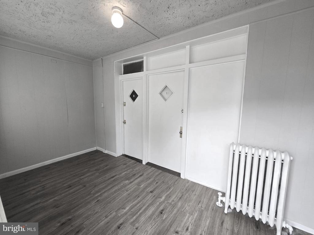 259 W Ruscomb Street - Photo 1