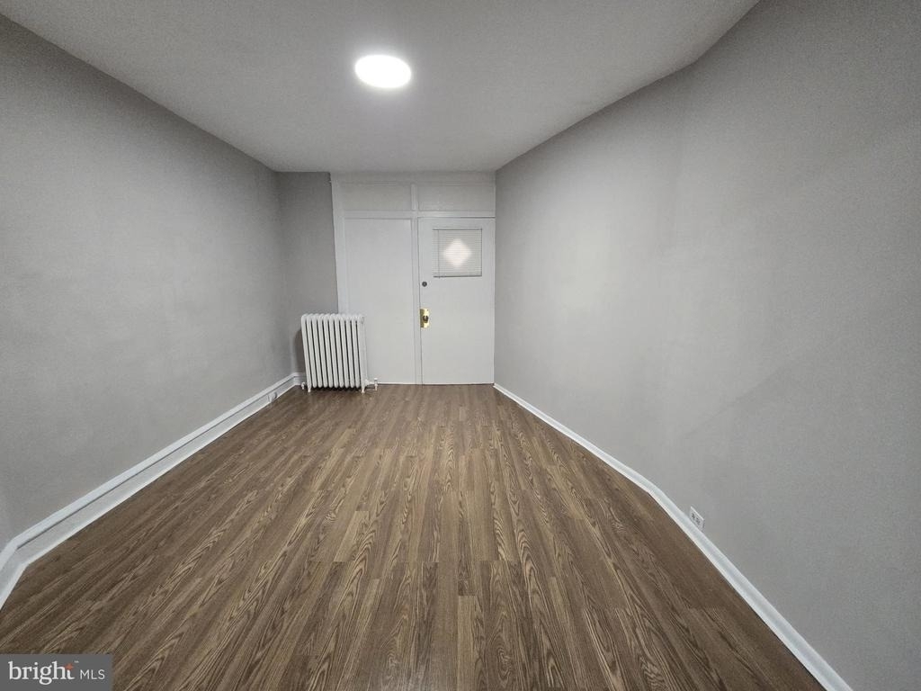 259 W Ruscomb Street - Photo 4