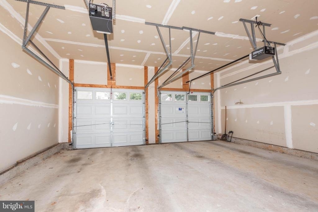 200 Smarty Jones Terrace - Photo 33