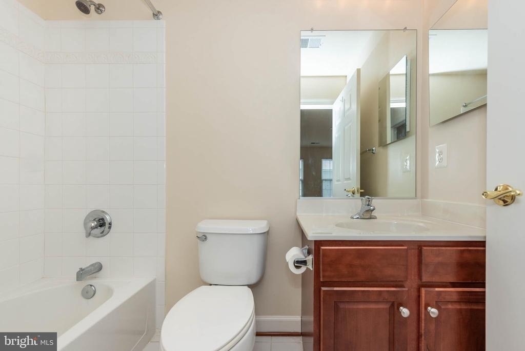 200 Smarty Jones Terrace - Photo 27