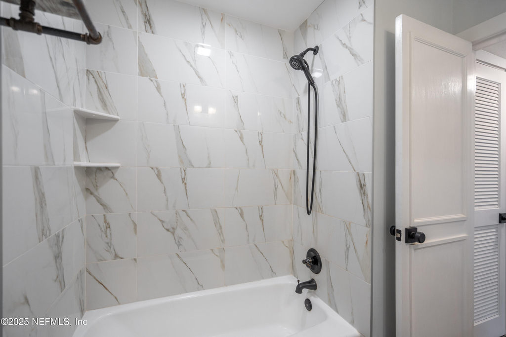 22 Comares Avenue - Photo 13
