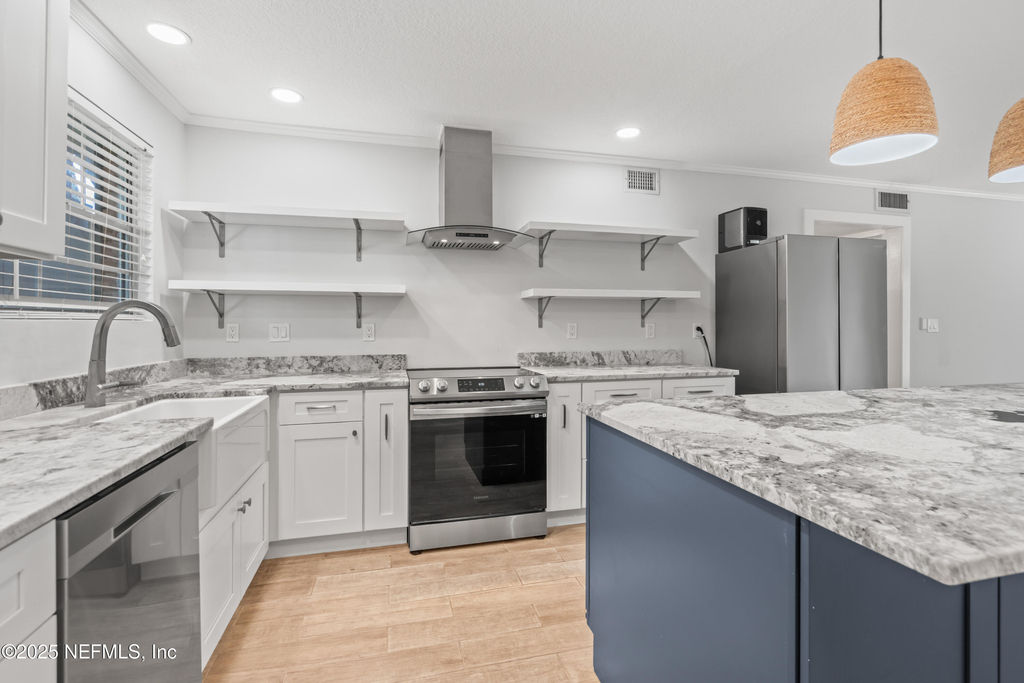 22 Comares Avenue - Photo 4