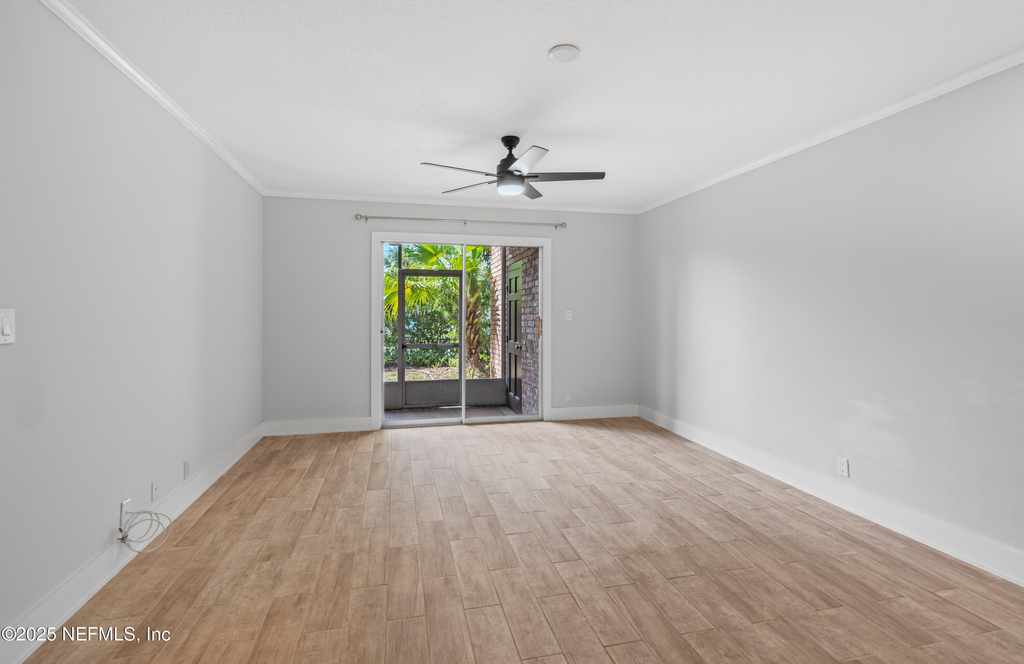 22 Comares Avenue - Photo 8