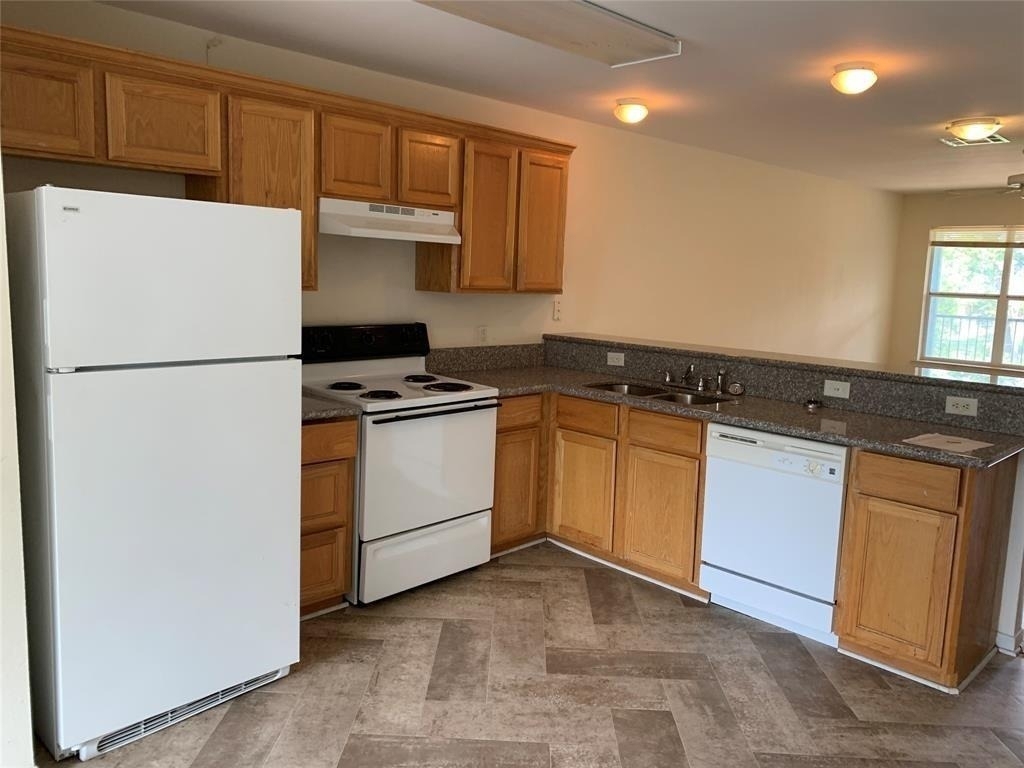 317 Cherry Street - Photo 4