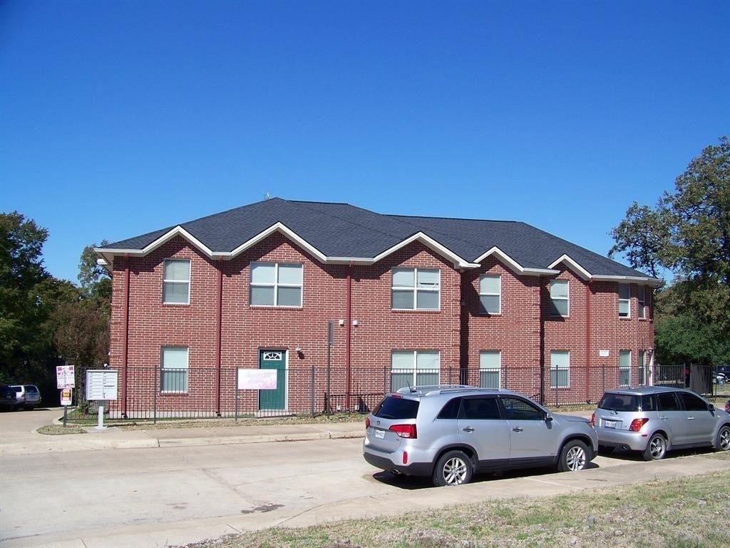 317 Cherry Street - Photo 2