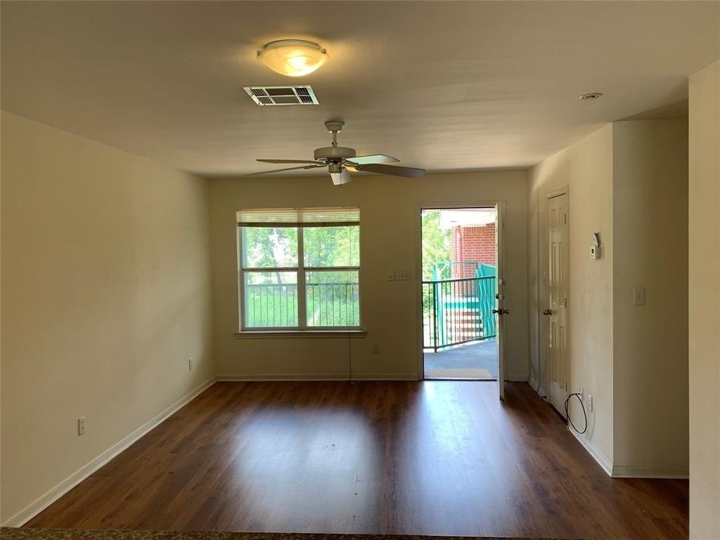317 Cherry Street - Photo 3