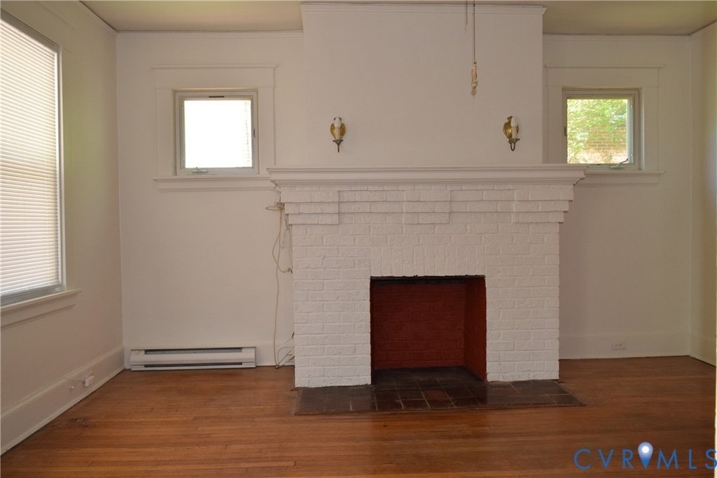 301 W 30th Street - Photo 1