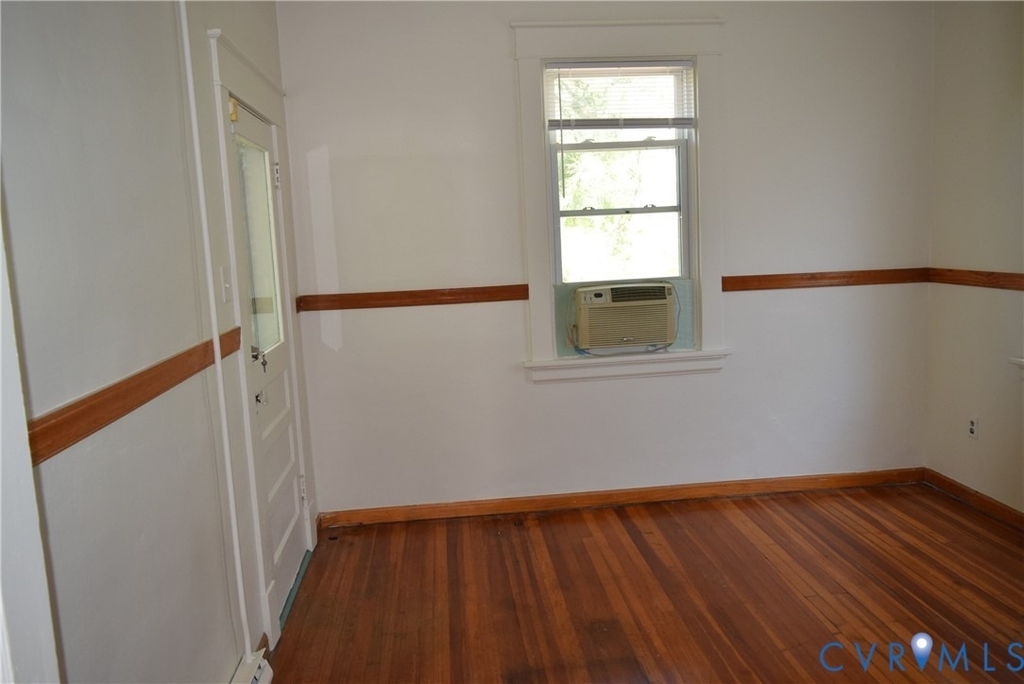 301 W 30th Street - Photo 12
