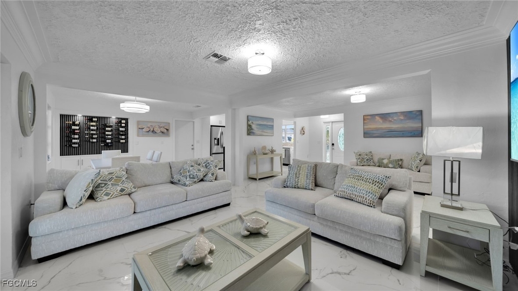 2758 Bruce Street - Photo 10