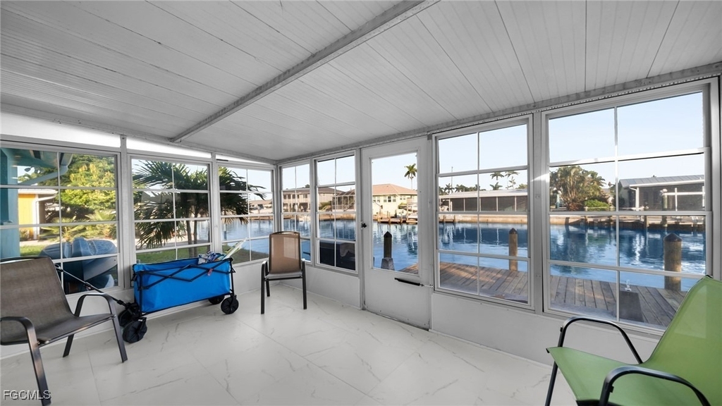 2758 Bruce Street - Photo 27