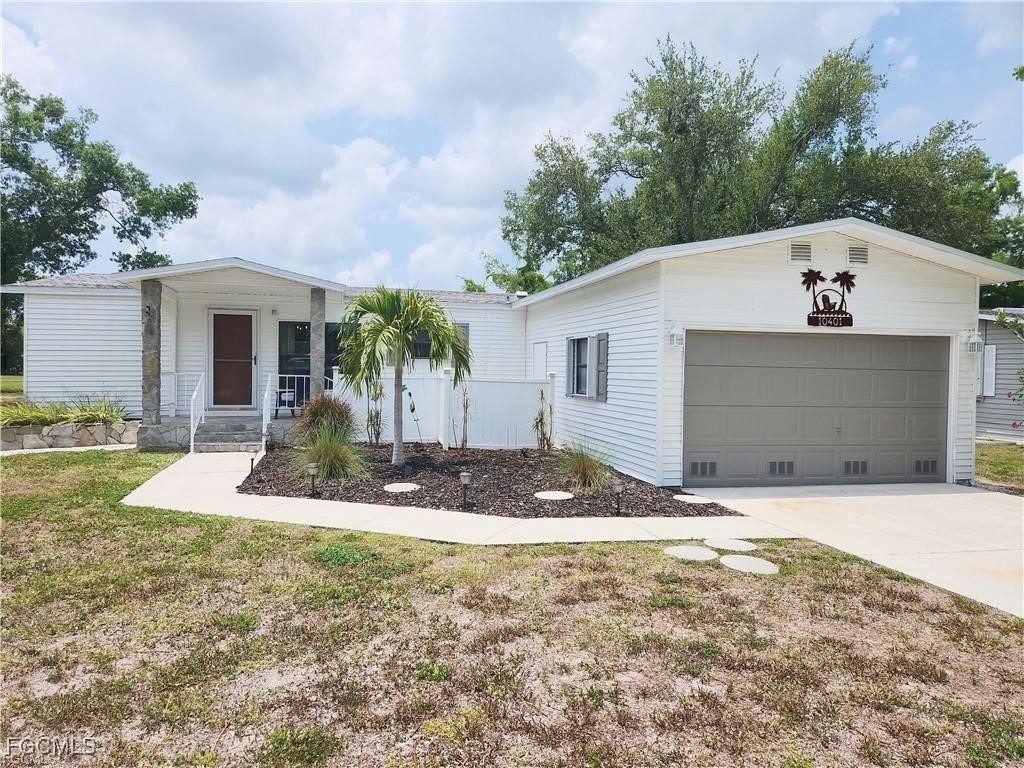 10401 Circle Pine Road - Photo 0