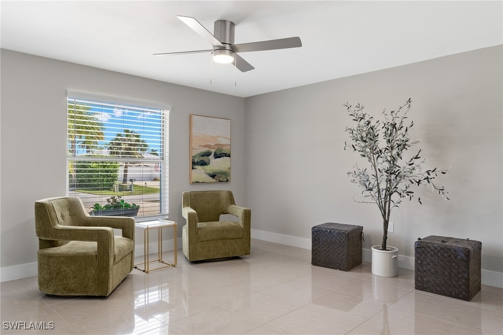 482 Tradewinds Avenue - Photo 5
