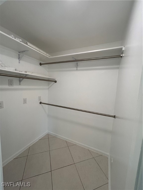 772 100th Avenue N - Photo 1