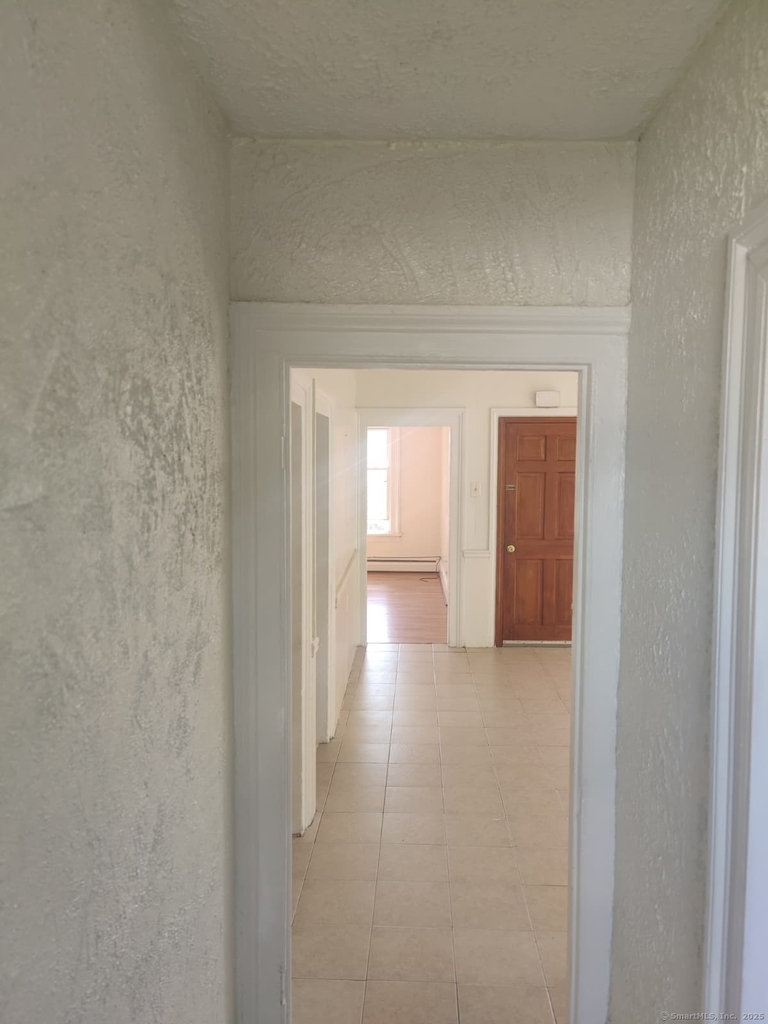322 Catherine Street - Photo 9