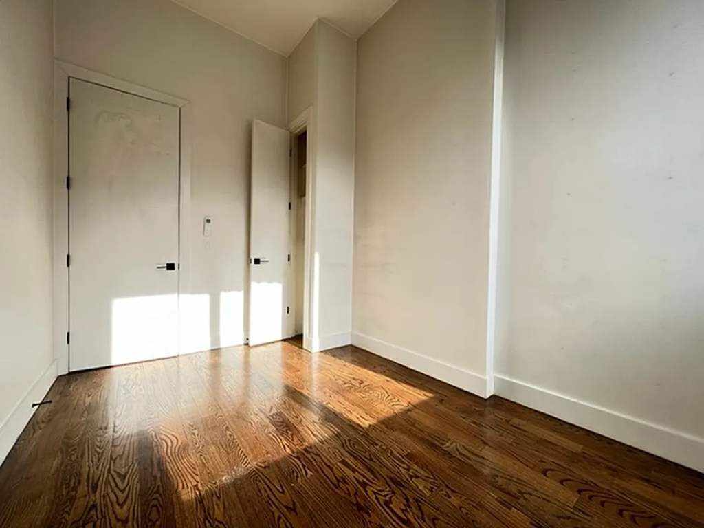 61 Malcolm X Boulevard - Photo 11