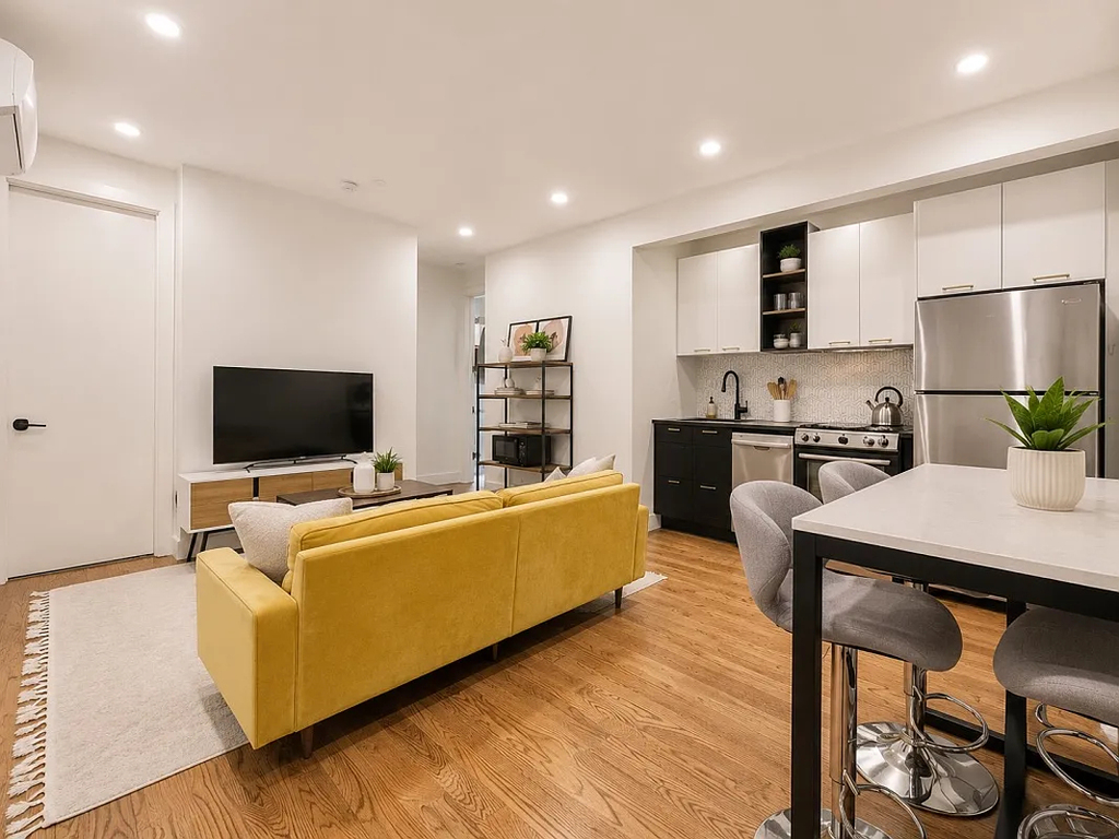 61 Malcolm X Boulevard - Photo 1