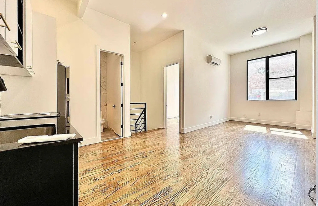 61 Malcolm X Boulevard - Photo 5