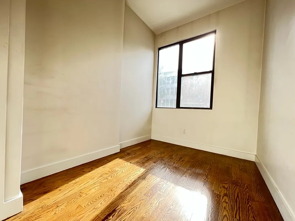61 Malcolm X Boulevard - Photo 13