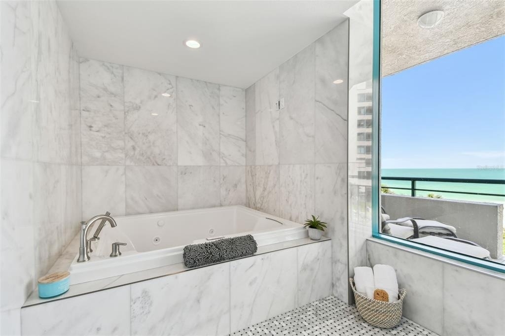 1560 Gulf Boulevard - Photo 21