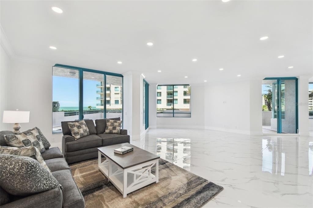 1560 Gulf Boulevard - Photo 5