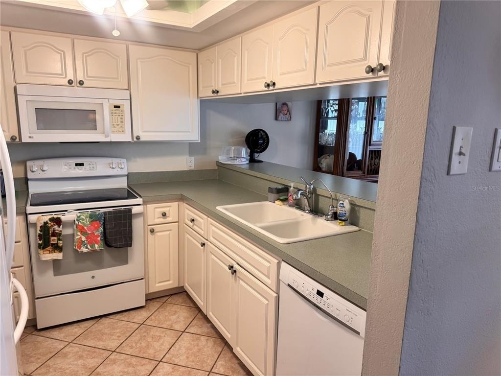 23465 Harborview Road - Photo 21