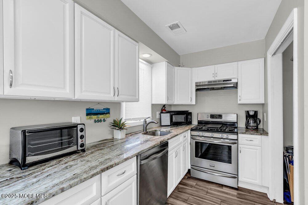 62 Sherman Avenue - Photo 5
