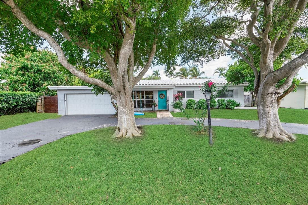 1949 Windward Drive - Photo 2