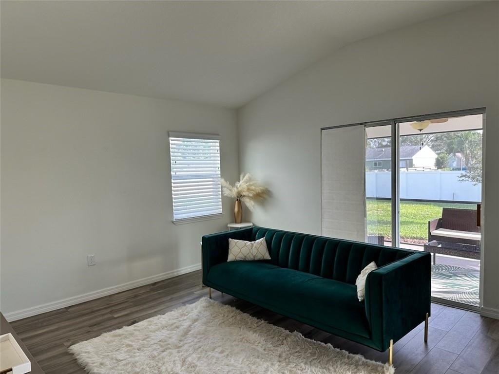 1099 Ne Dania Circle - Photo 5