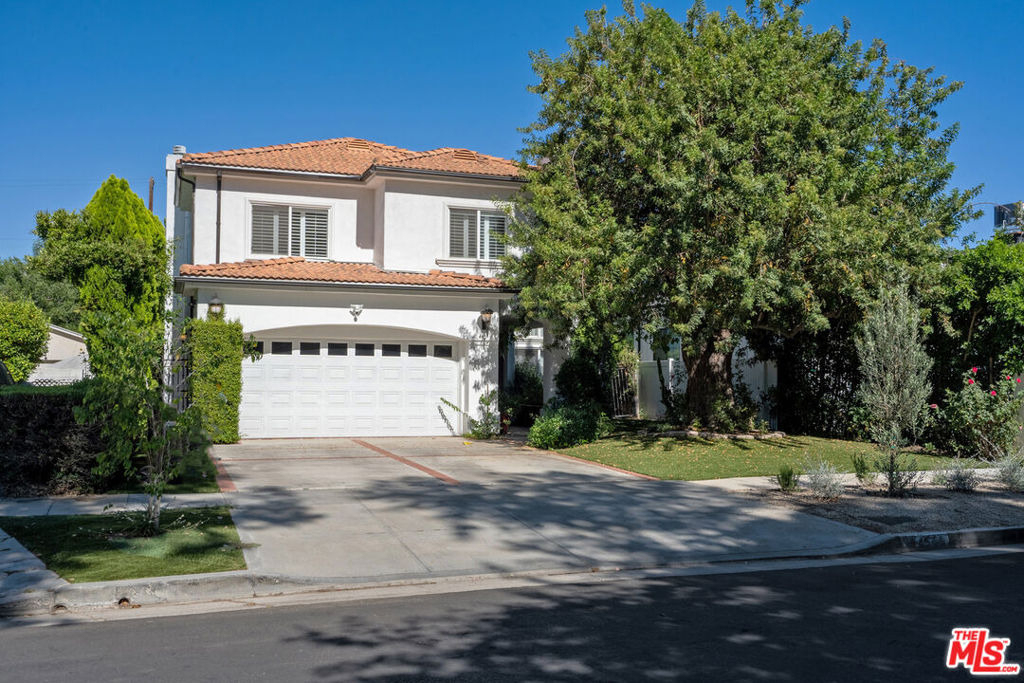 4544 Tobias Avenue - Photo 9