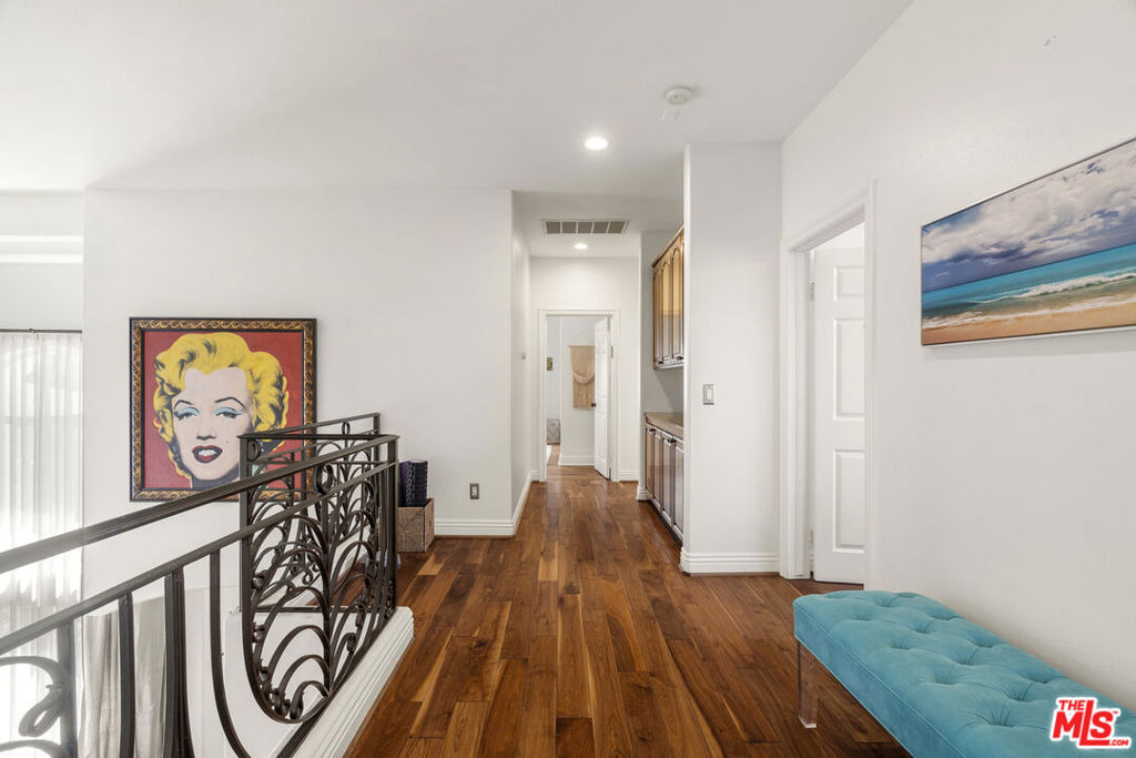 4544 Tobias Avenue - Photo 46