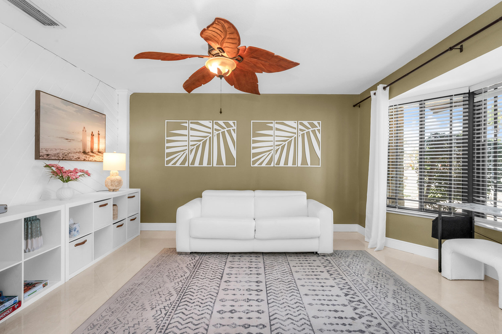3250 Lakeview Boulevard - Photo 8