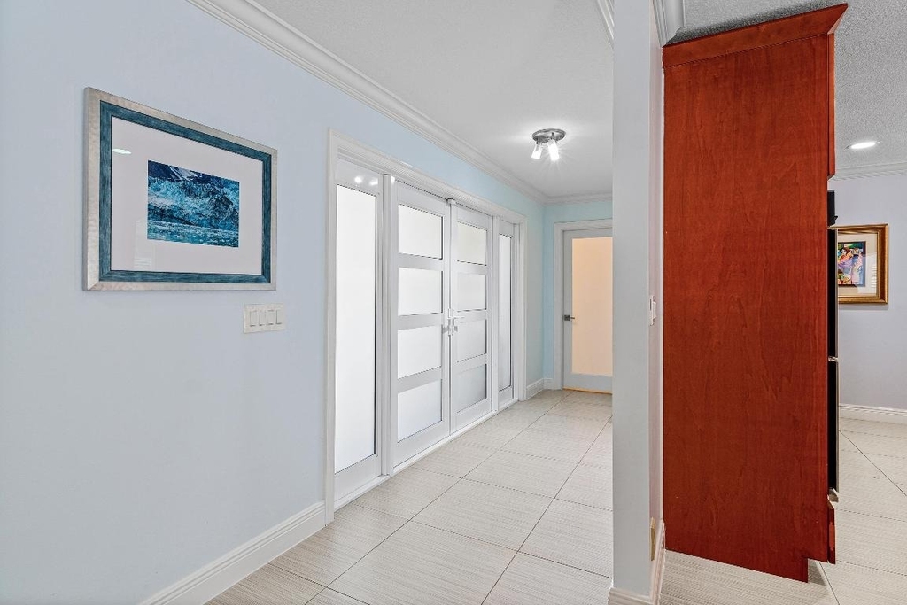 701 Buoy Road - Photo 4