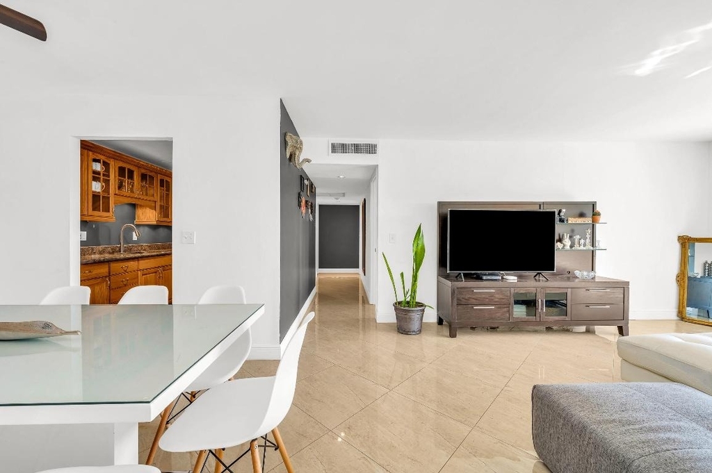 1111 S Ocean Boulevard - Photo 11