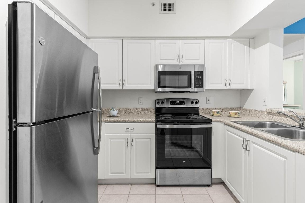 1951 Brandywine Road - Photo 2