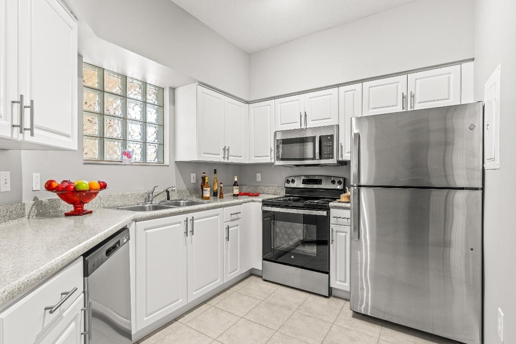 1951 Brandywine Road - Photo 2